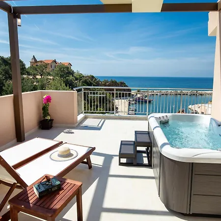 Apartment Vela Bianca *