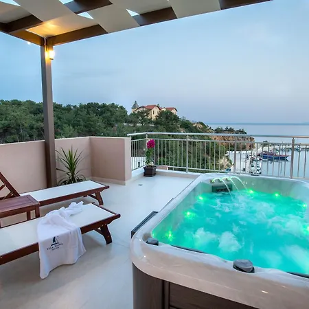 Vela Bianca 리메나리아